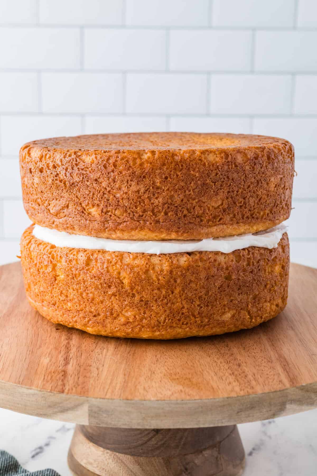 wedding cake layers with filling