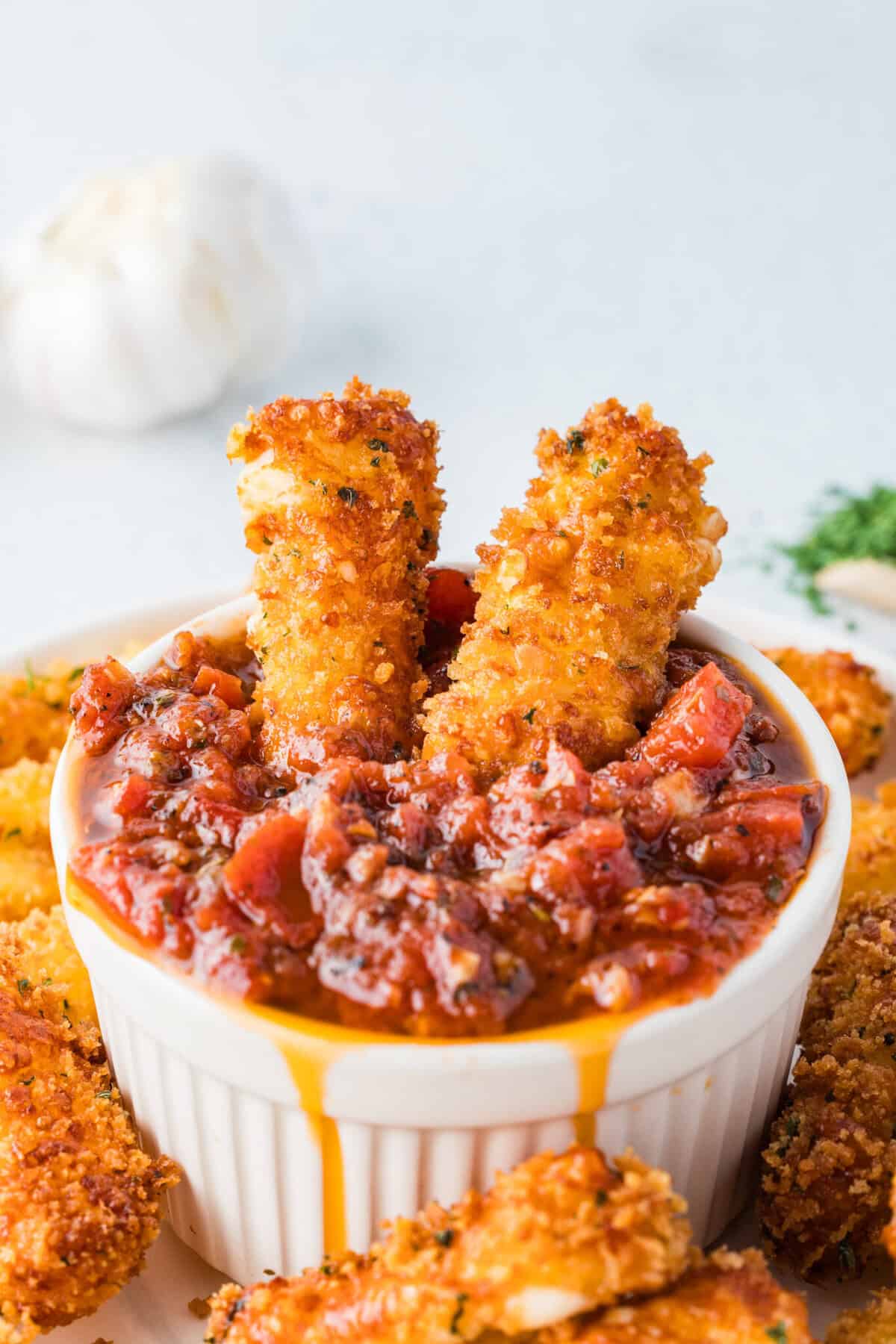 mozzarella sticks in marinara sauce