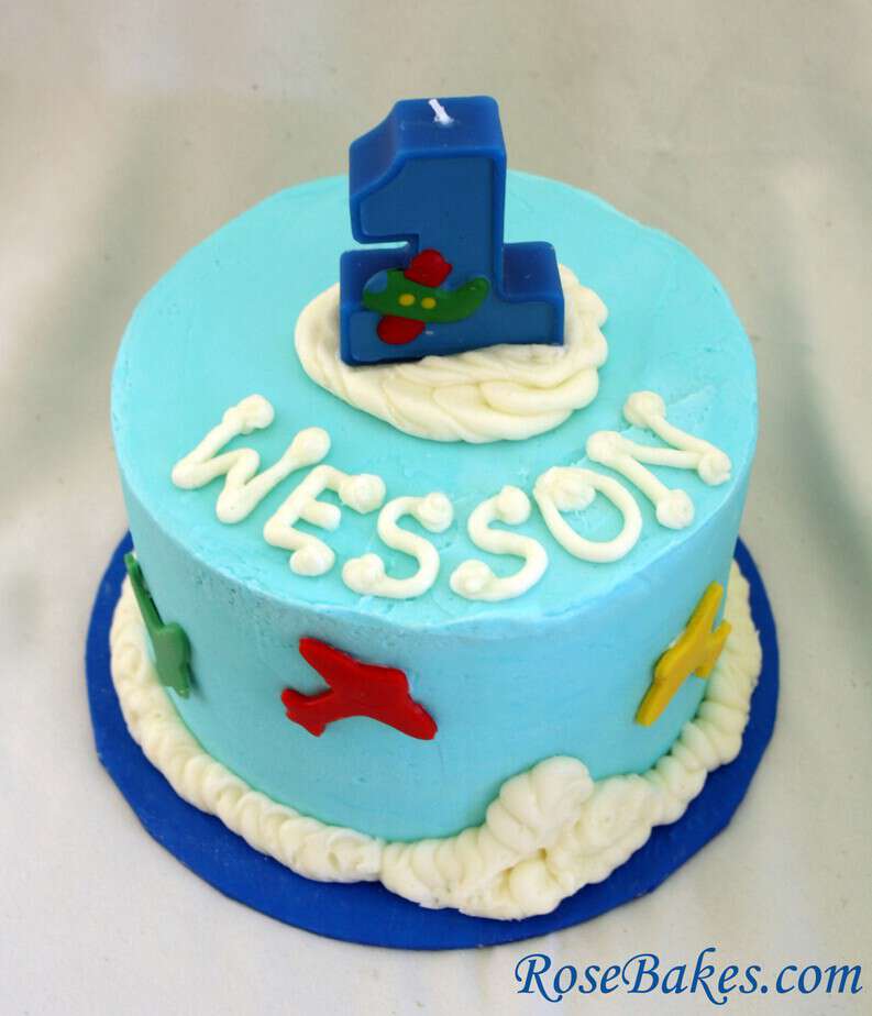 Single tiered plane smash cake