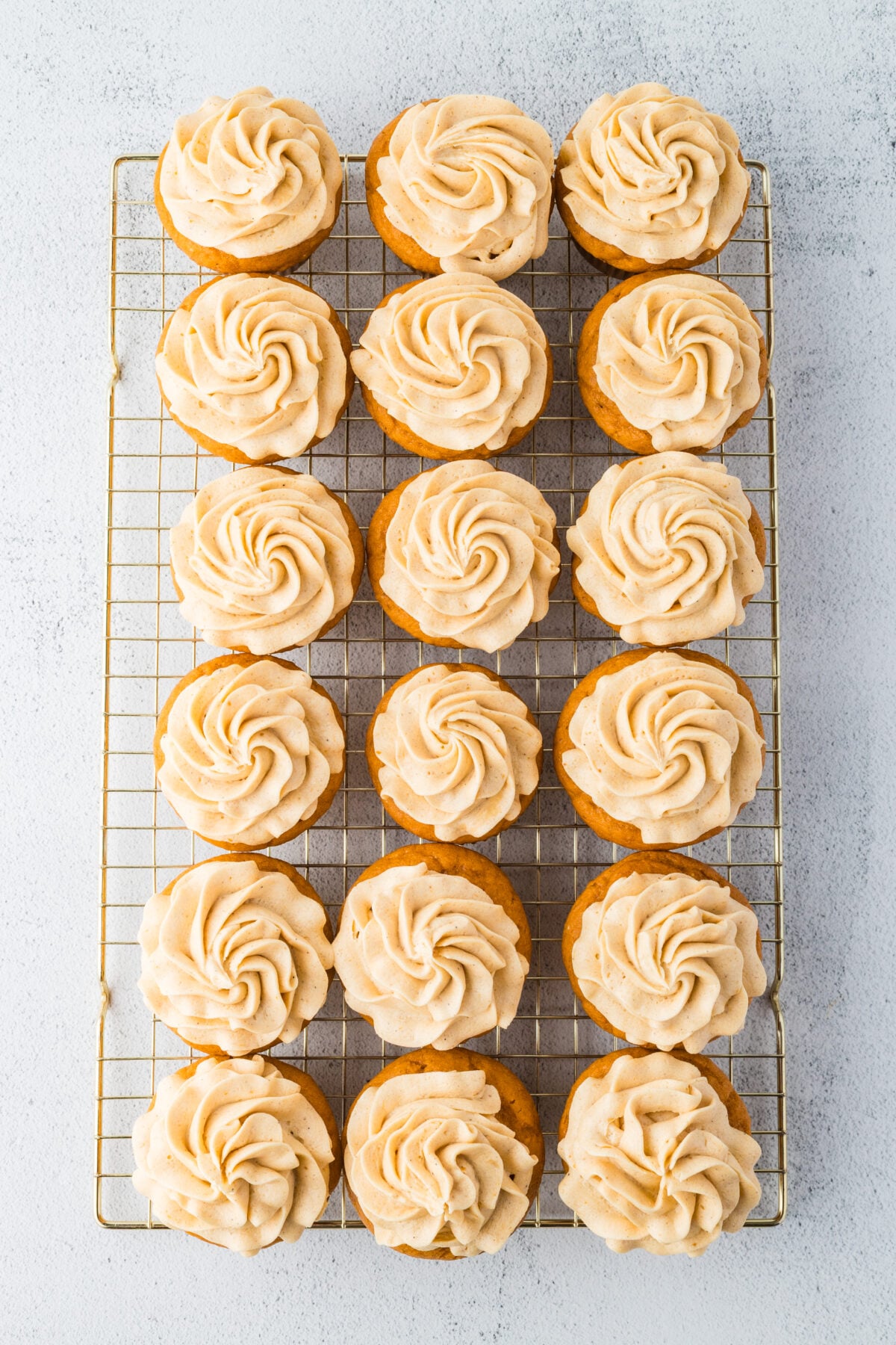 pumpkin spice cupcakes