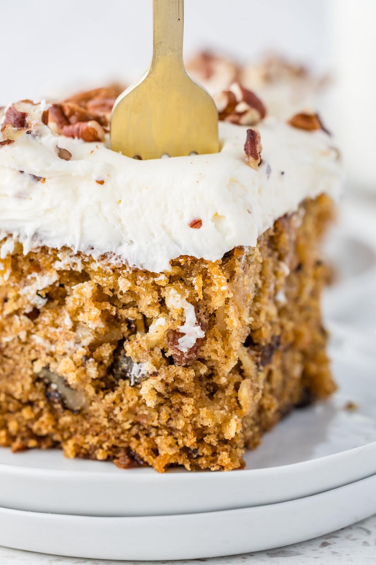 easy carrot cake with cream cheese frosting