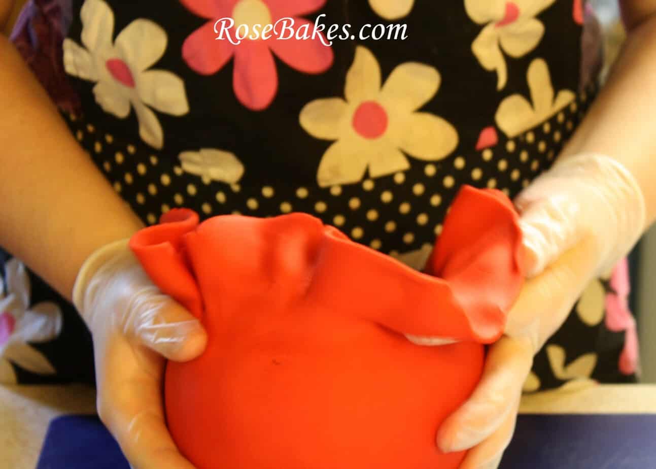 How to Cover a Round/Ball Cake with Fondant {Picture Tutorial}