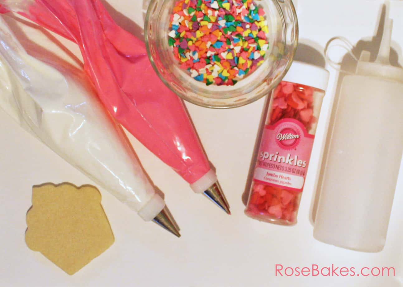 How to Decorate a Cupcake Cookie 02