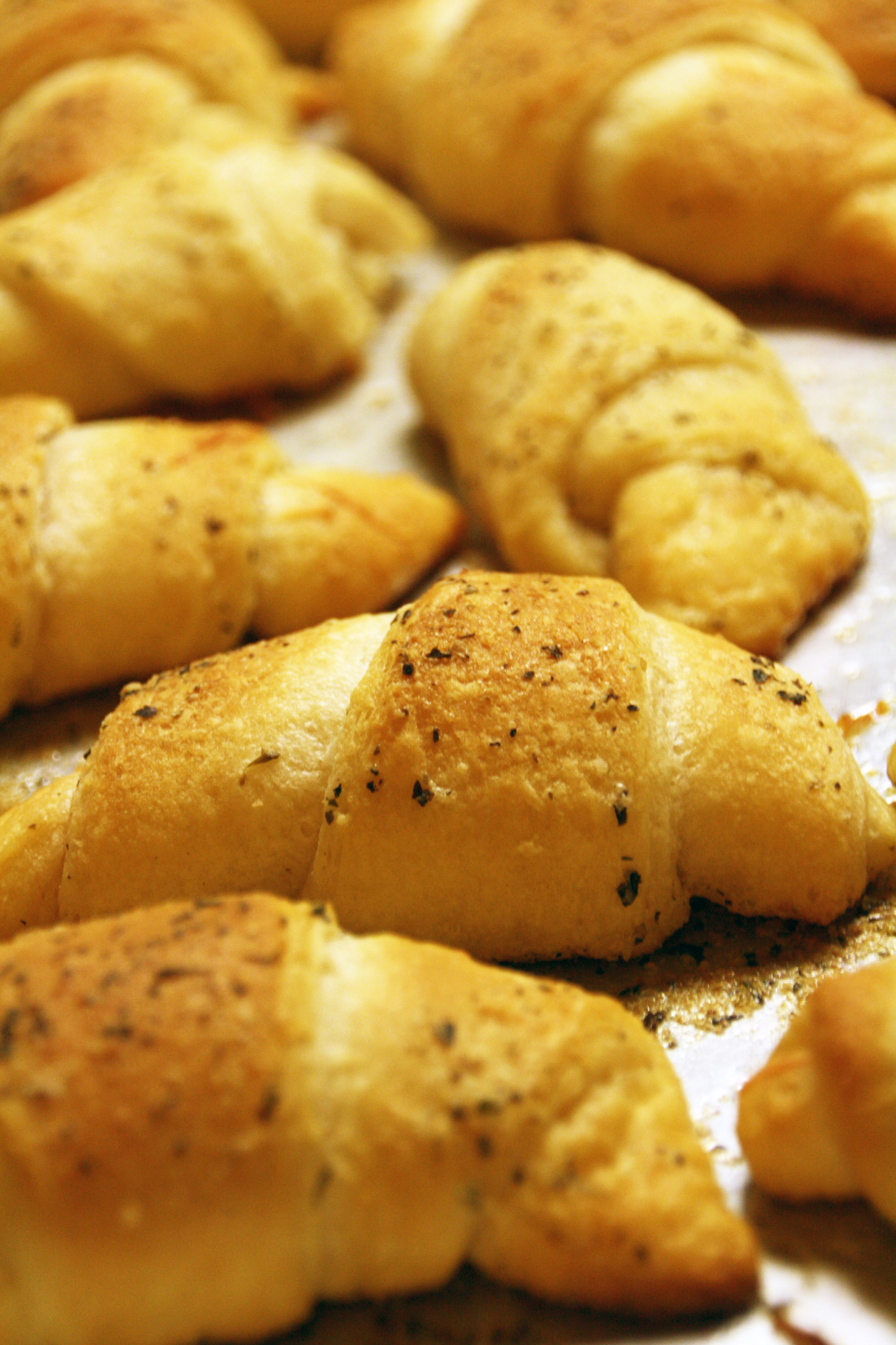 Garlic Parmesan Crescent Rolls