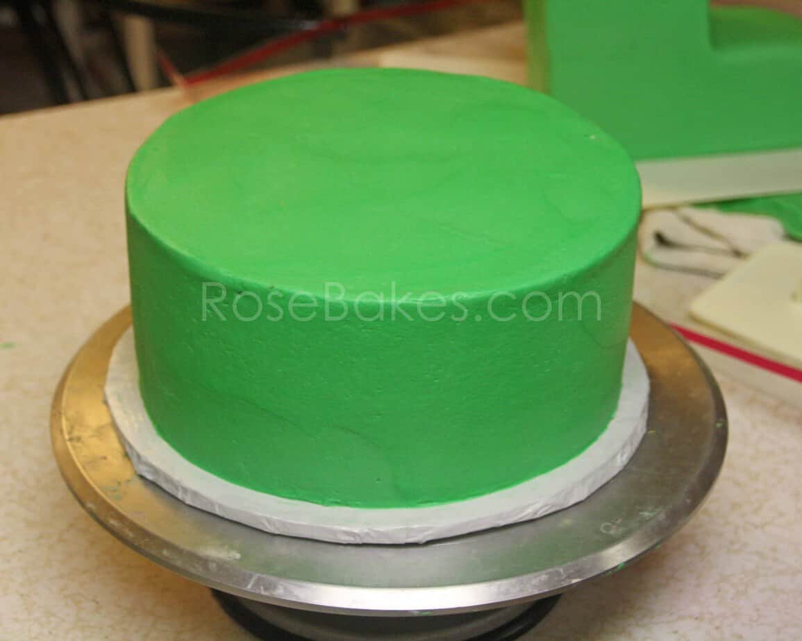 How to Make a Tractor Cake 18
