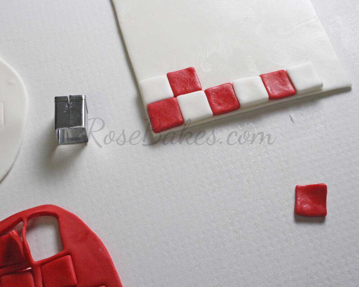 How to Make a Fondant Checkered Blanket