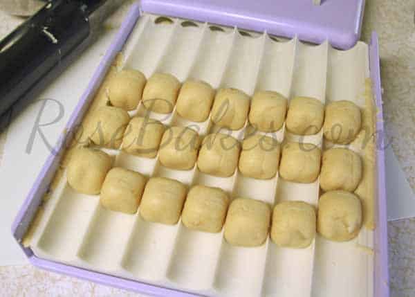 How to Make Cake Pops 13