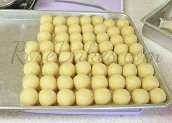 How to Make Cake Pops 15