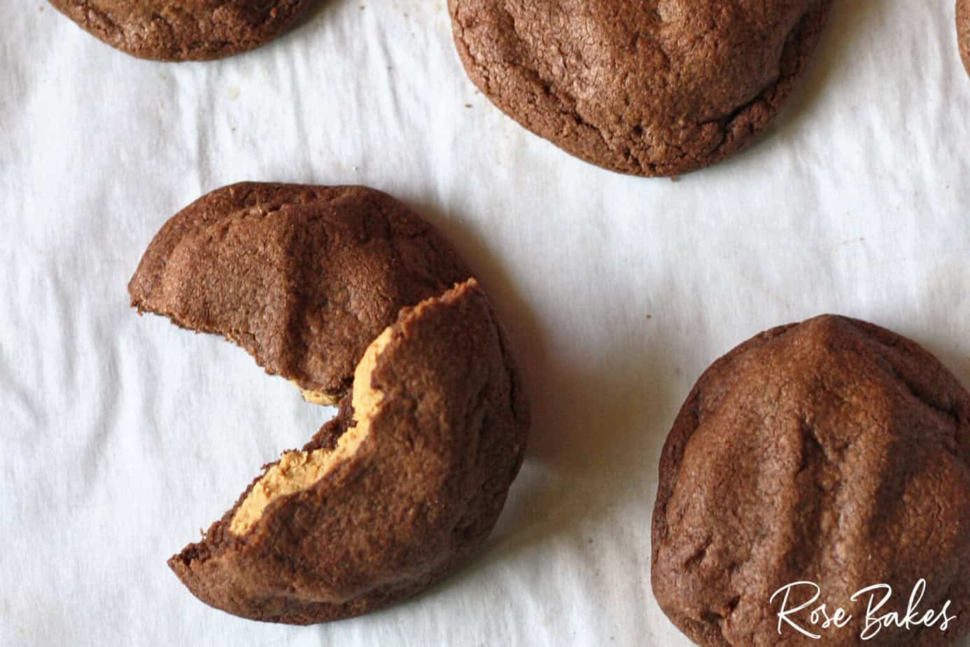 chocolate biscoff cookies