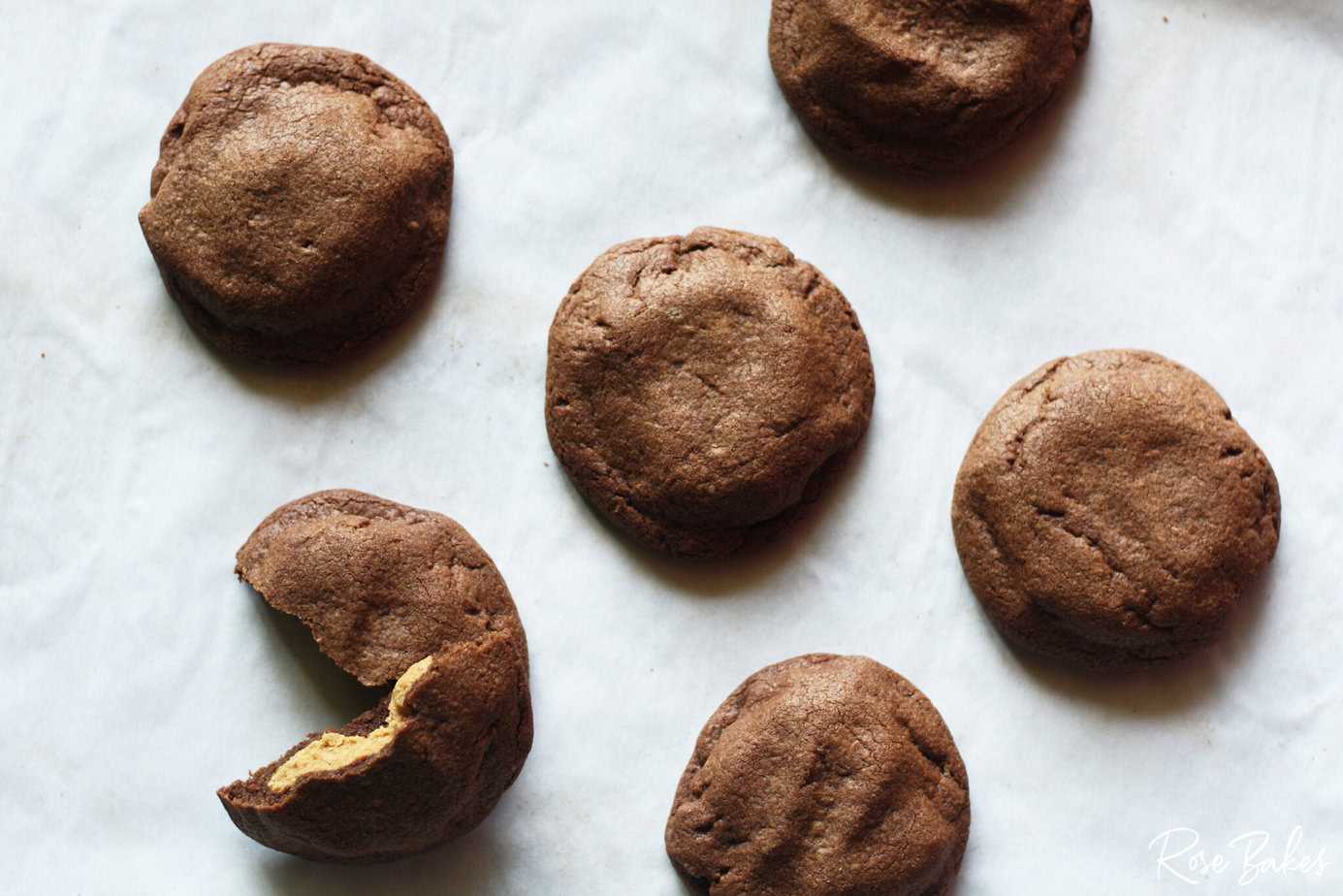 chocolate biscoff stuffed cookies