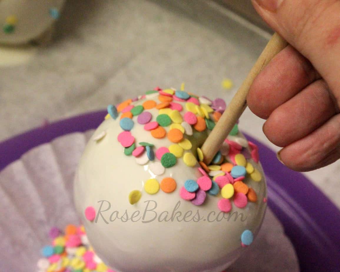 How to Make Chocolate Dipped Apples 006