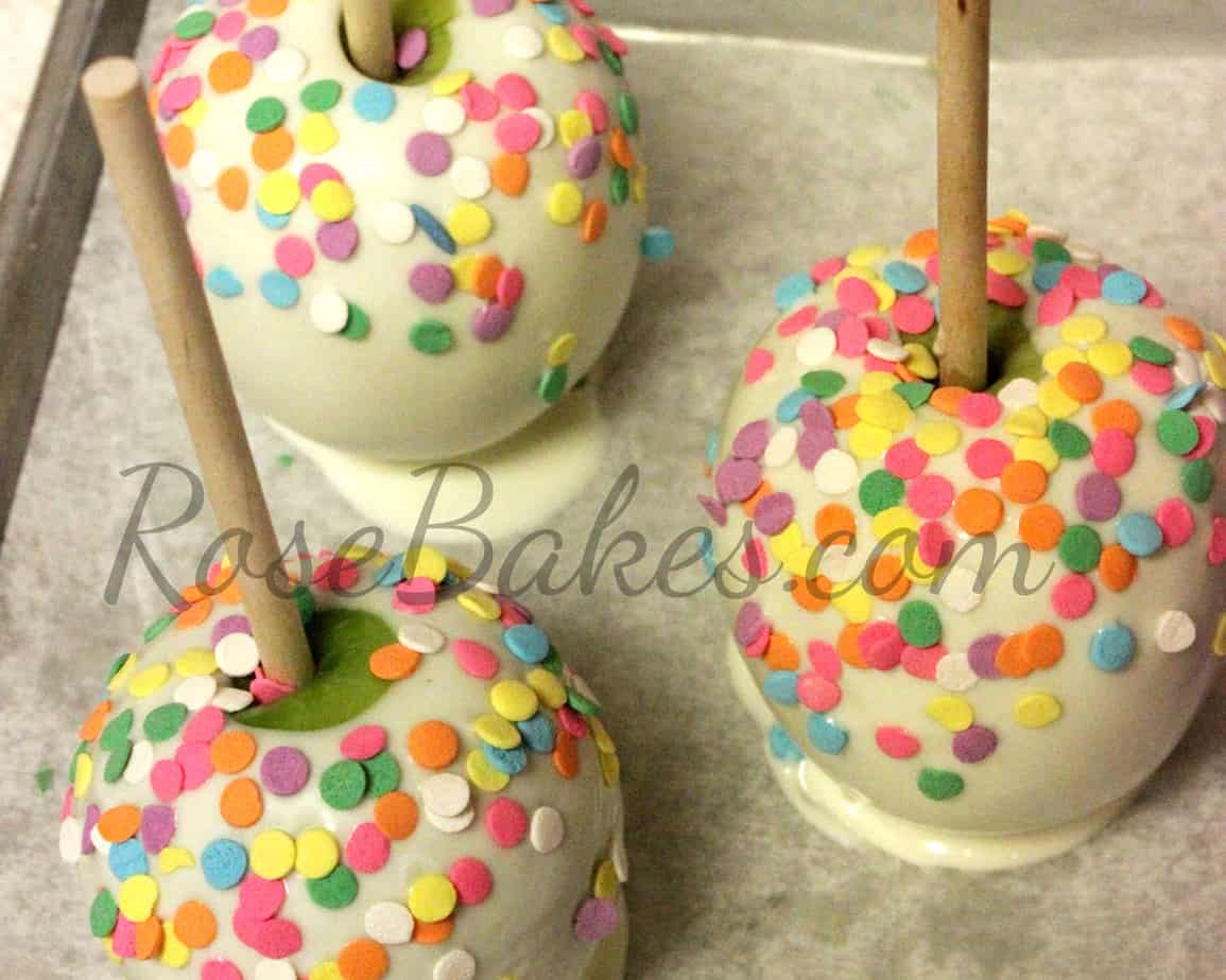 How to Make Chocolate Dipped Apples 007
