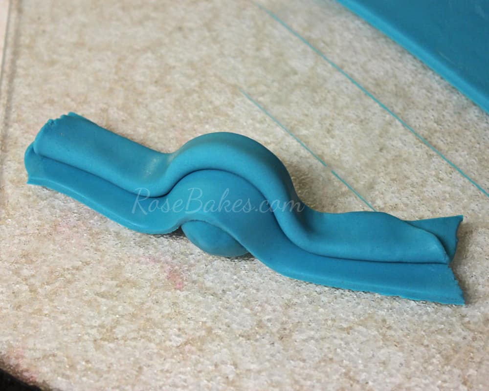 How to Tie a Fondant Bandanna Knot 22 Rose Bakes