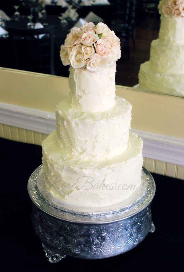 Buttercream deals wedding cake