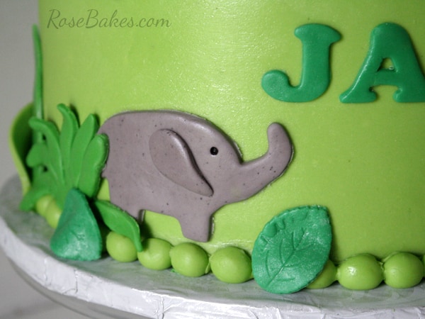 Fondant Elephant on Jungle Cake