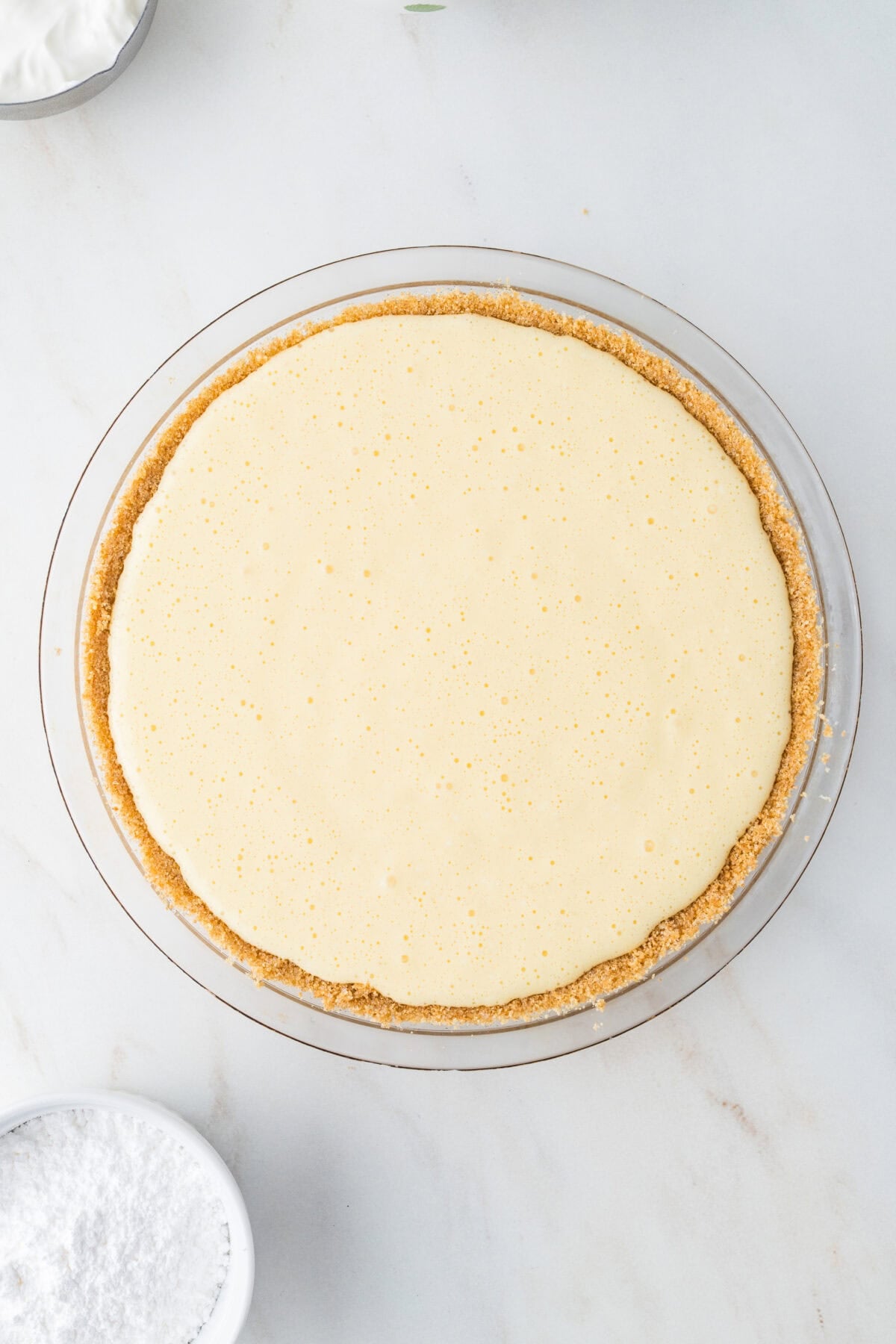 cheesecake filling in pie crust