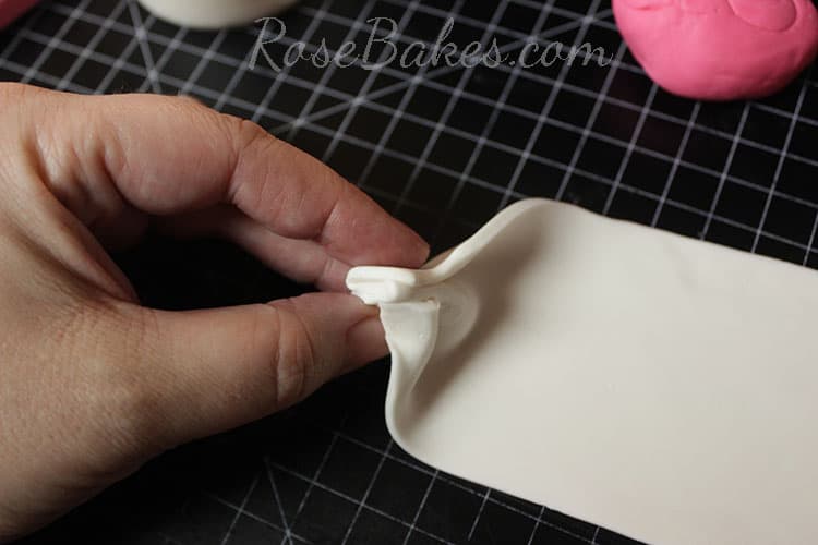 How to Make Polka Dot Bow 05