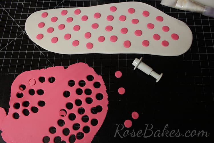 How to Make Polka Dot Bow 08