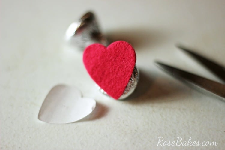 How to Make Valentine's Hershey Kisses Mice 02