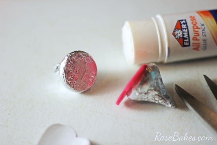 How to Make Valentine's Hershey Kisses Mice 03