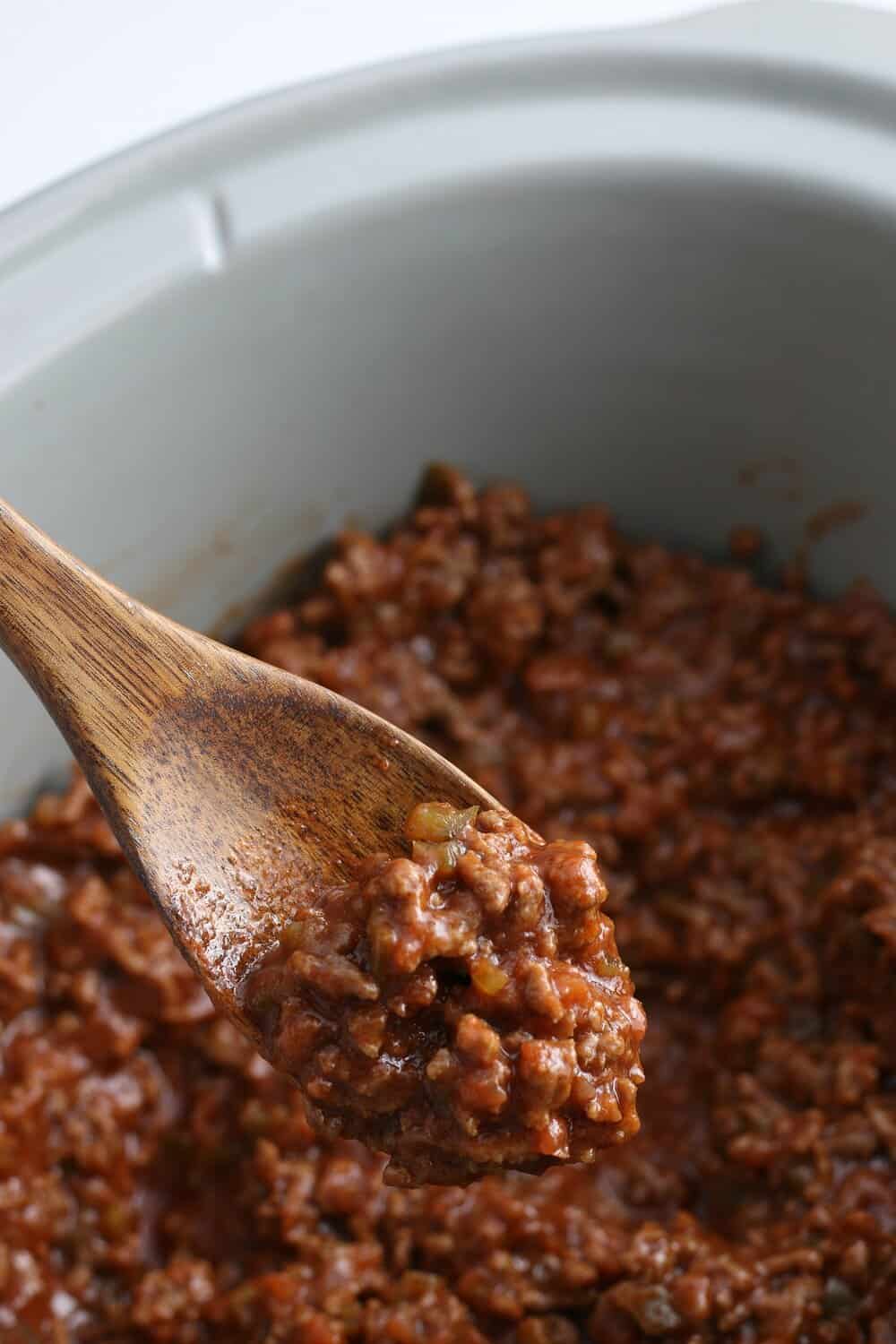 crockpot sloppy joe meat in slow cooker dish
