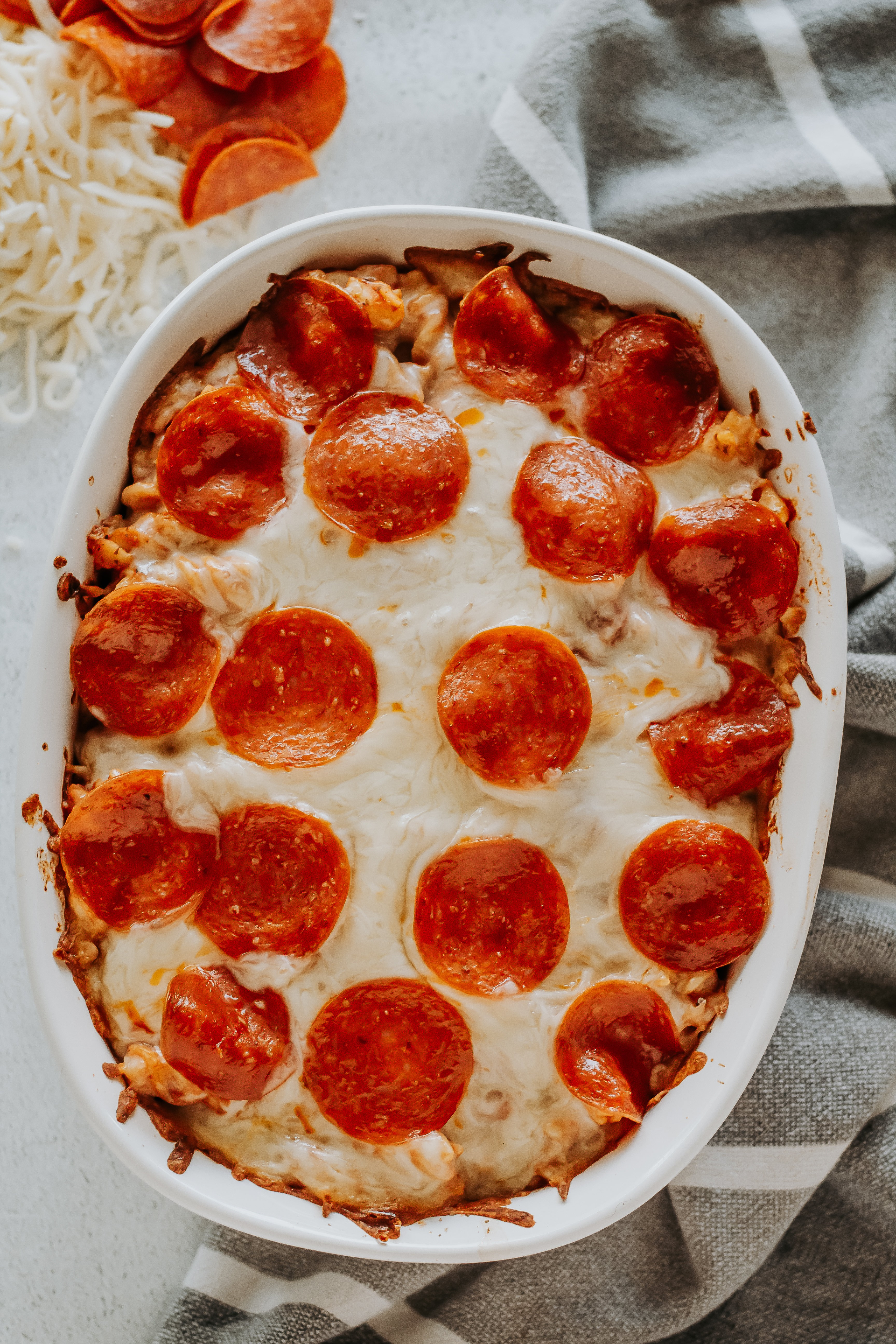 easy pepperoni pizza casserole
