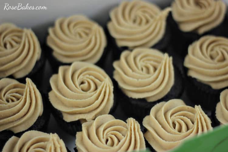 Chocolate & Peanut Butter Cupcakes
