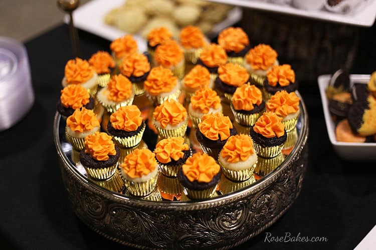 Mini Cupcakes on Stand