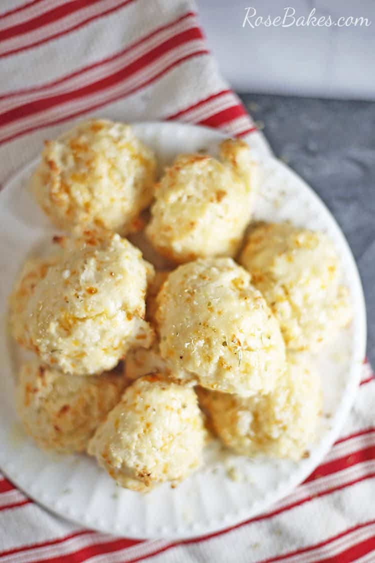 garlic cheddar biscuits