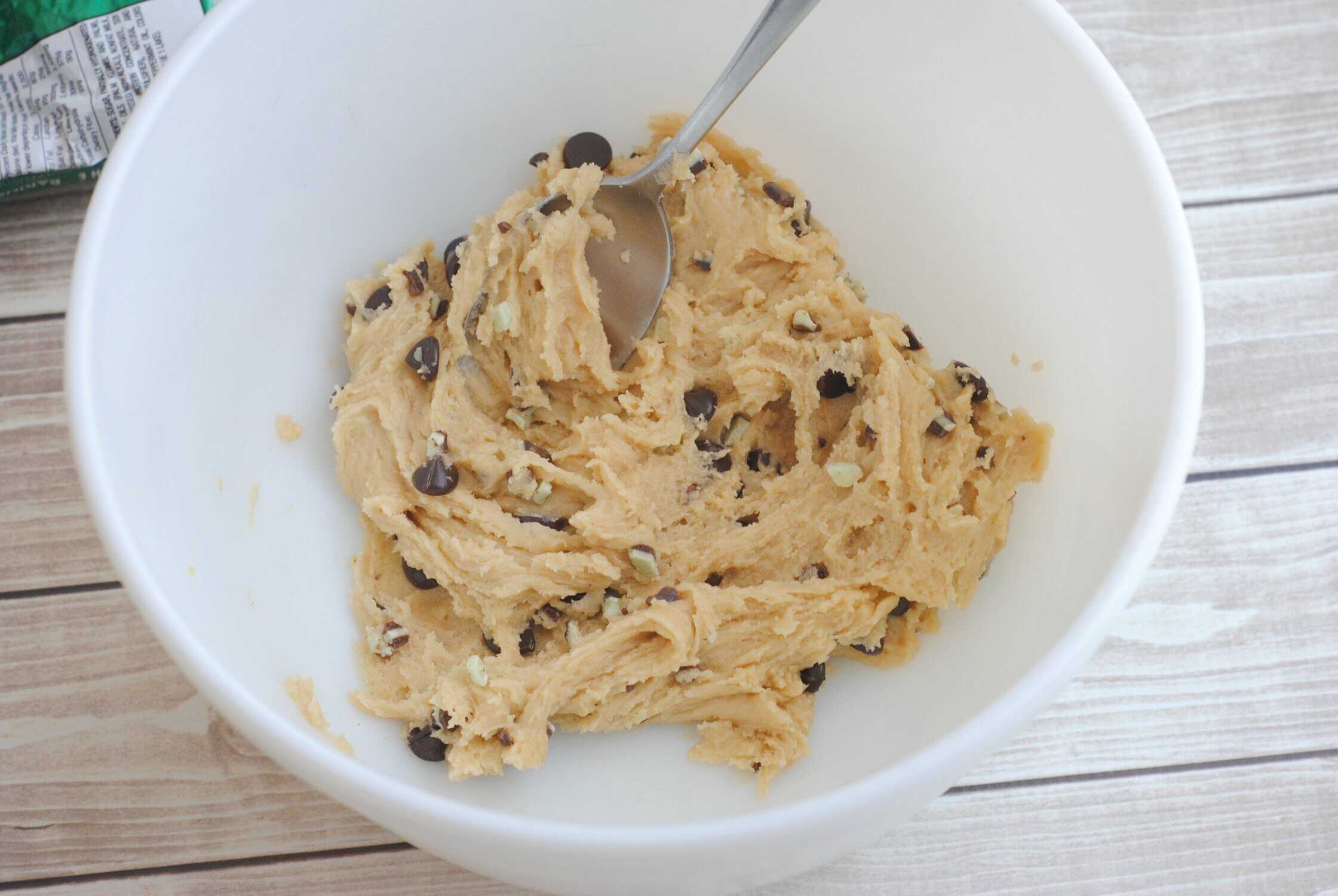 mint chocolate chip cookie dough finished in a bowl