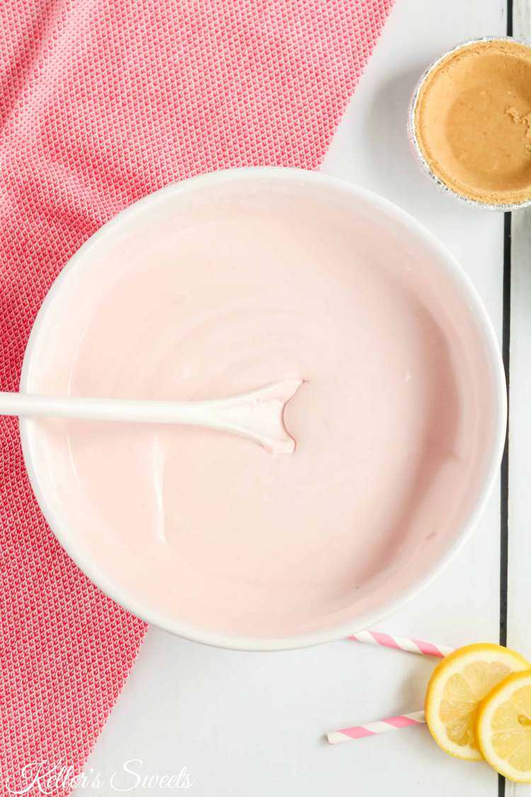 cool whip and lemonade mixed up