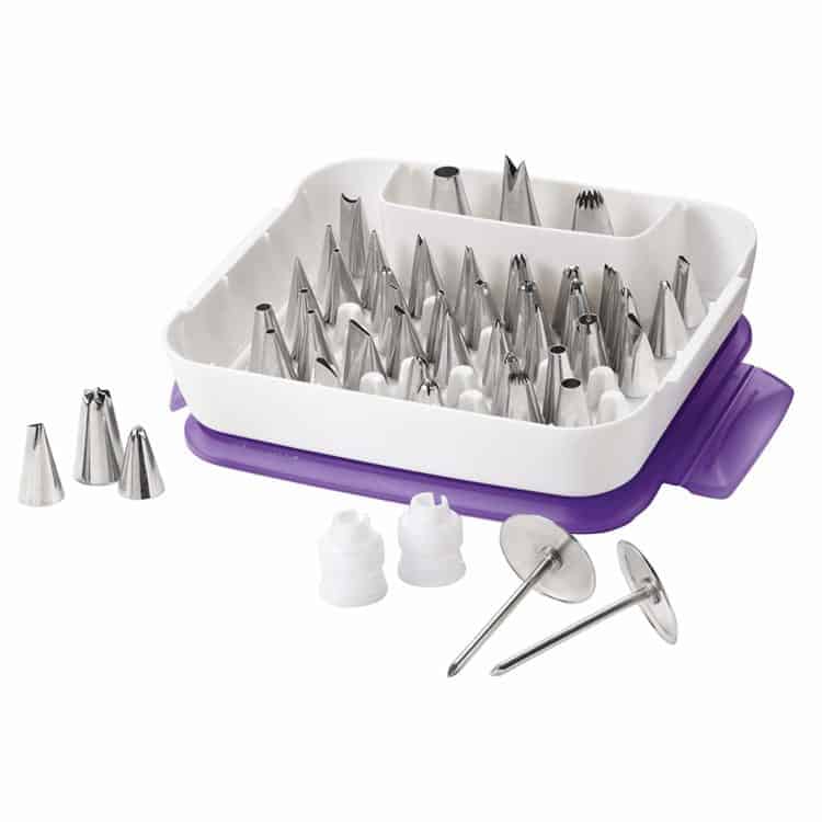 Wilton 46 Piece Deluxe Cake Decorating Set Under 16 50 Reg 40 Rose Bakes