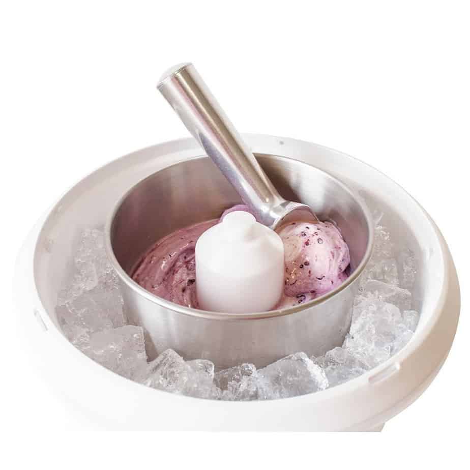 Easy Homemade Vanilla Ice Cream (in my Bosch Mixer)