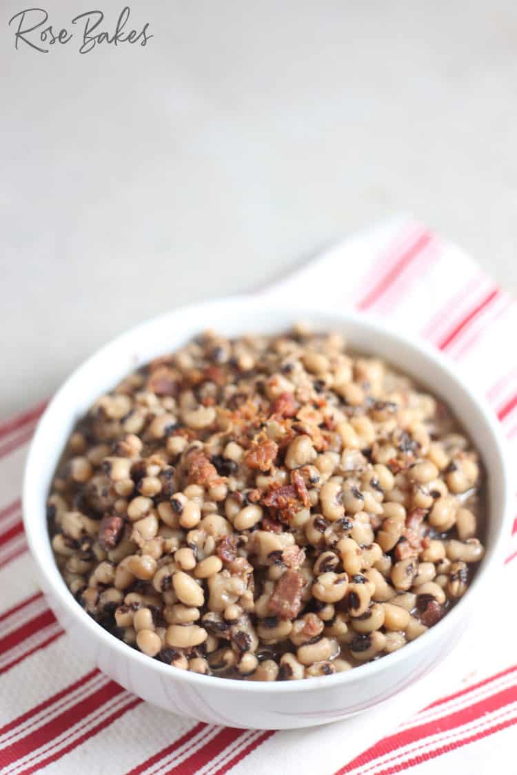 A bowl full of black eyed peas