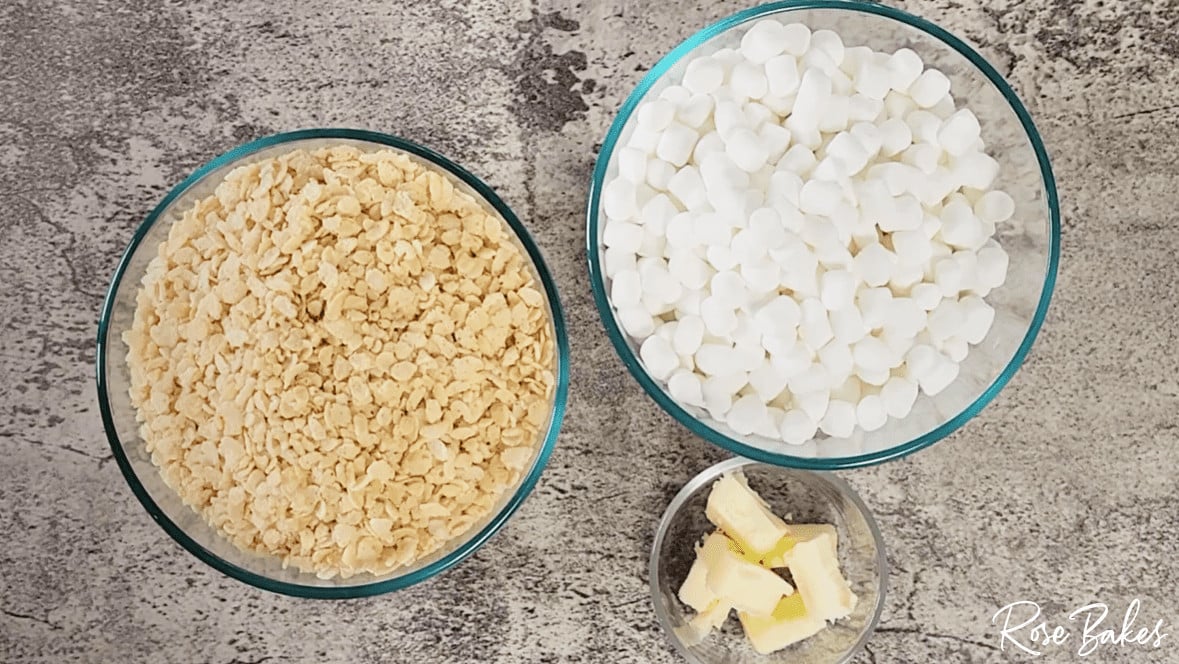 Rice Krispy ingredients. Rice krispies, marshmellows, and butter