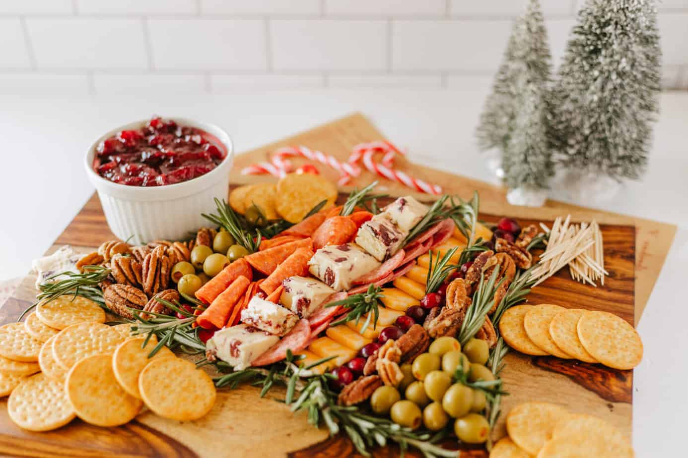 finished Christmas Tree Charcuterie Board