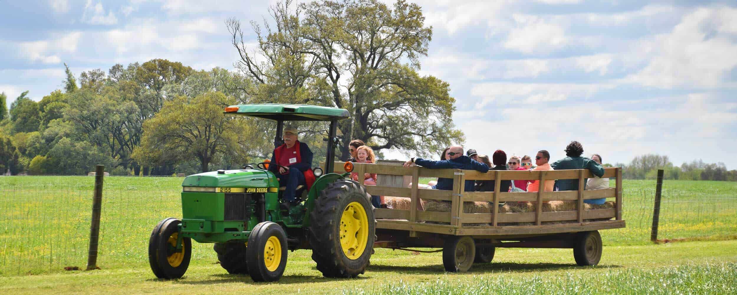 tractor with trailer for hayride