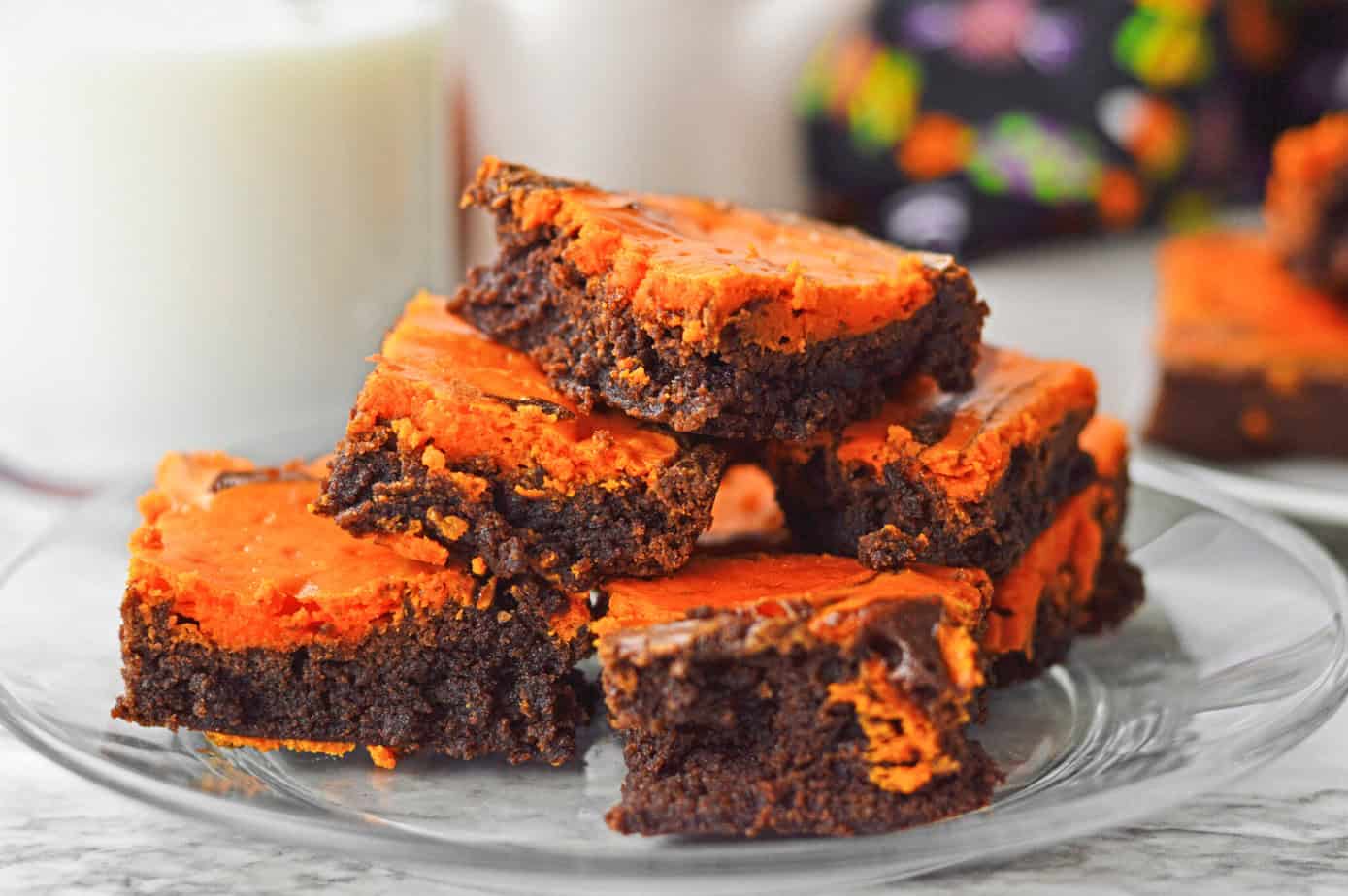 brown and orange halloween brownies