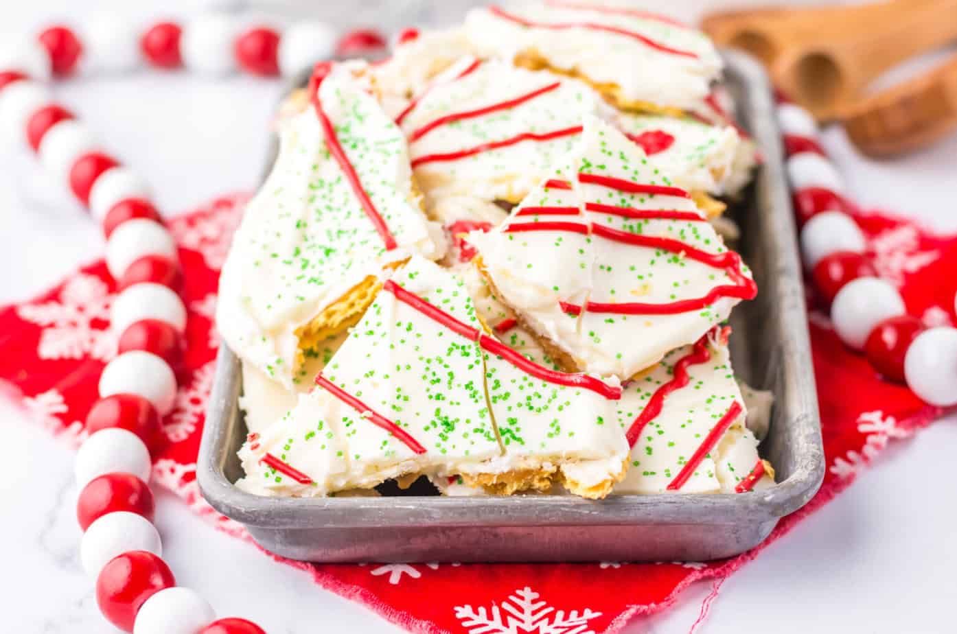 Little Debbie Christmas Tree Cake crack