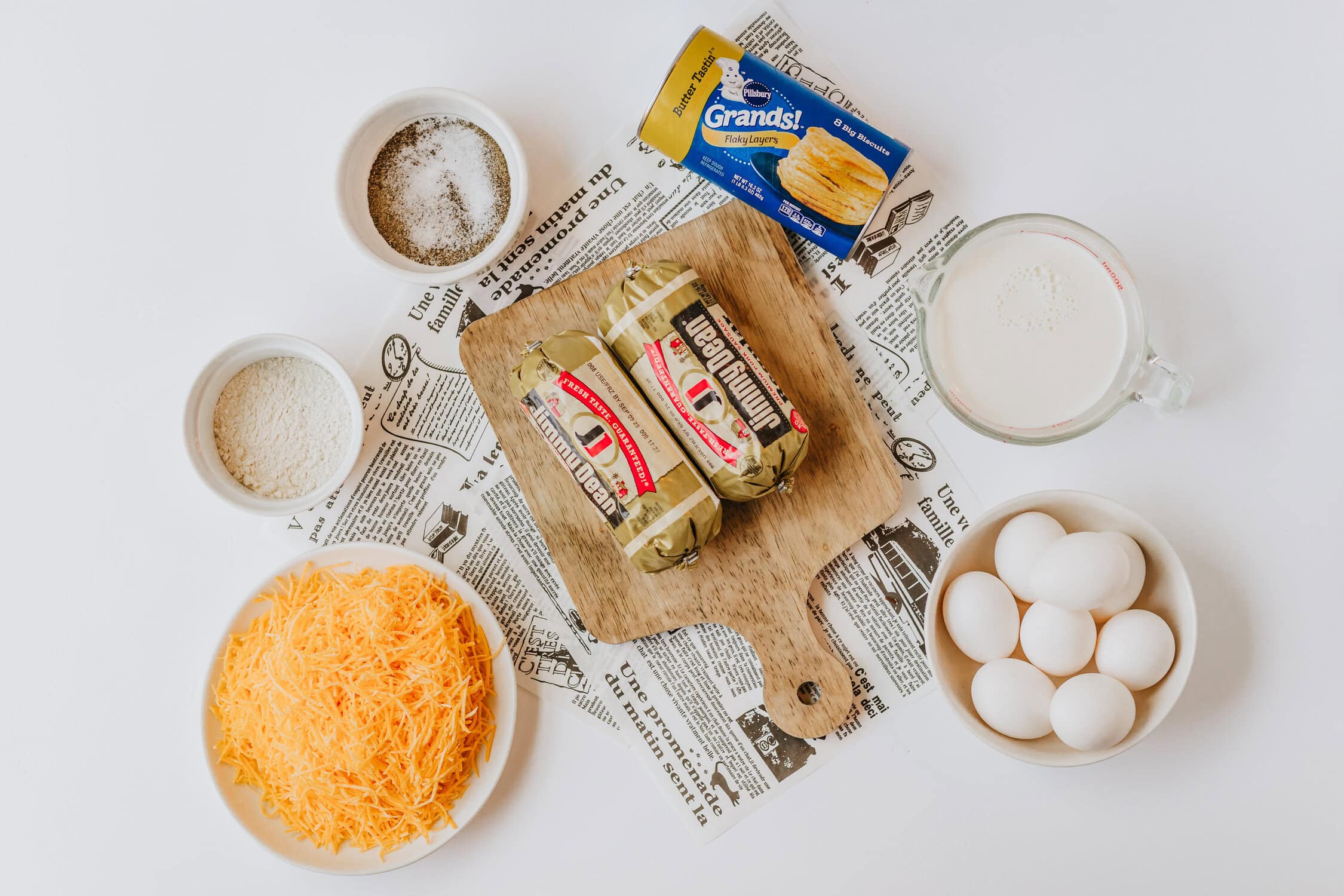 biscuits and gravy casserole ingredients