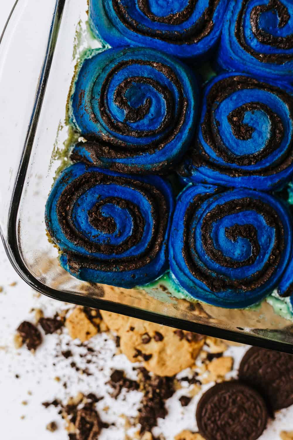 baked cookie monster cinnamon rolls before icing