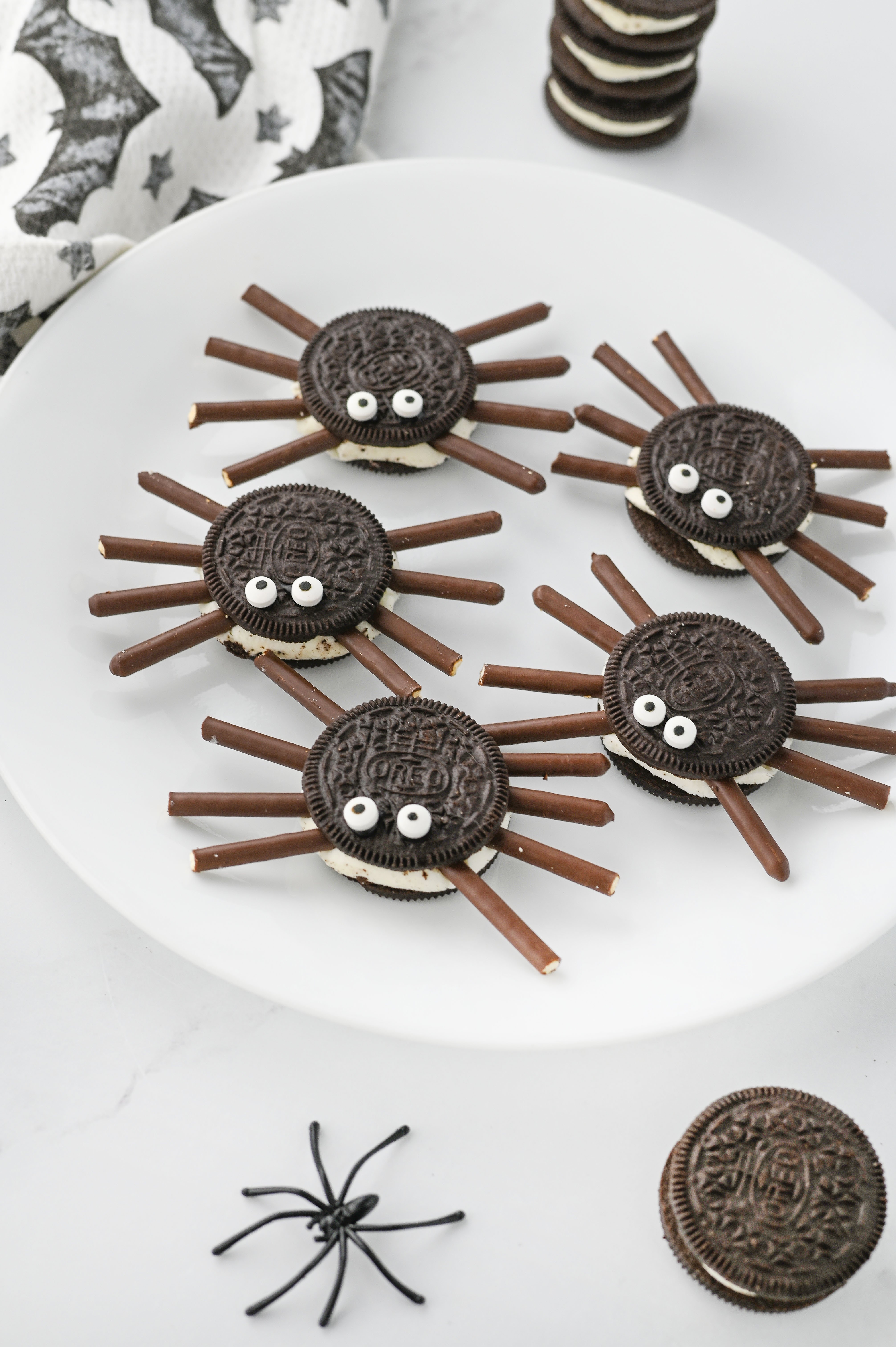 easy spider oreos