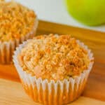 apple crumble muffins