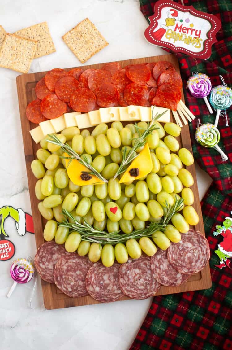 grinch charcuterie board