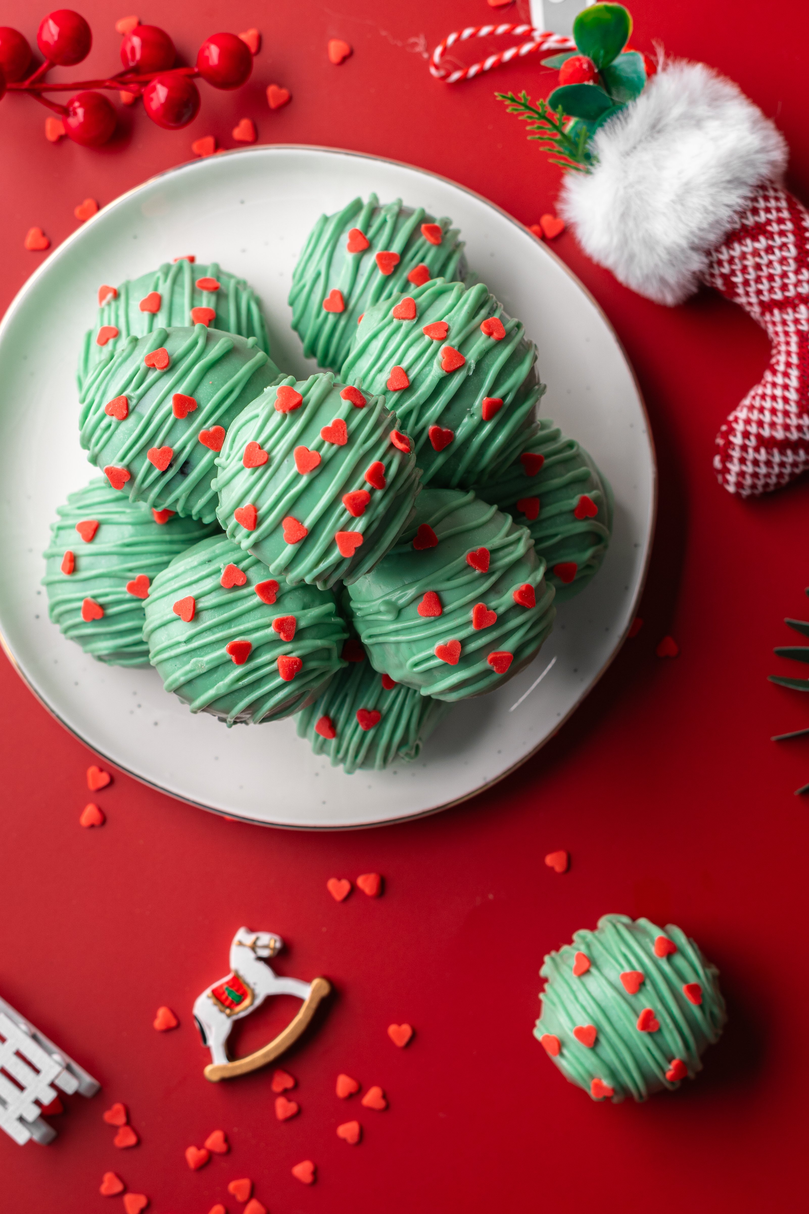 grinch oreo truffles