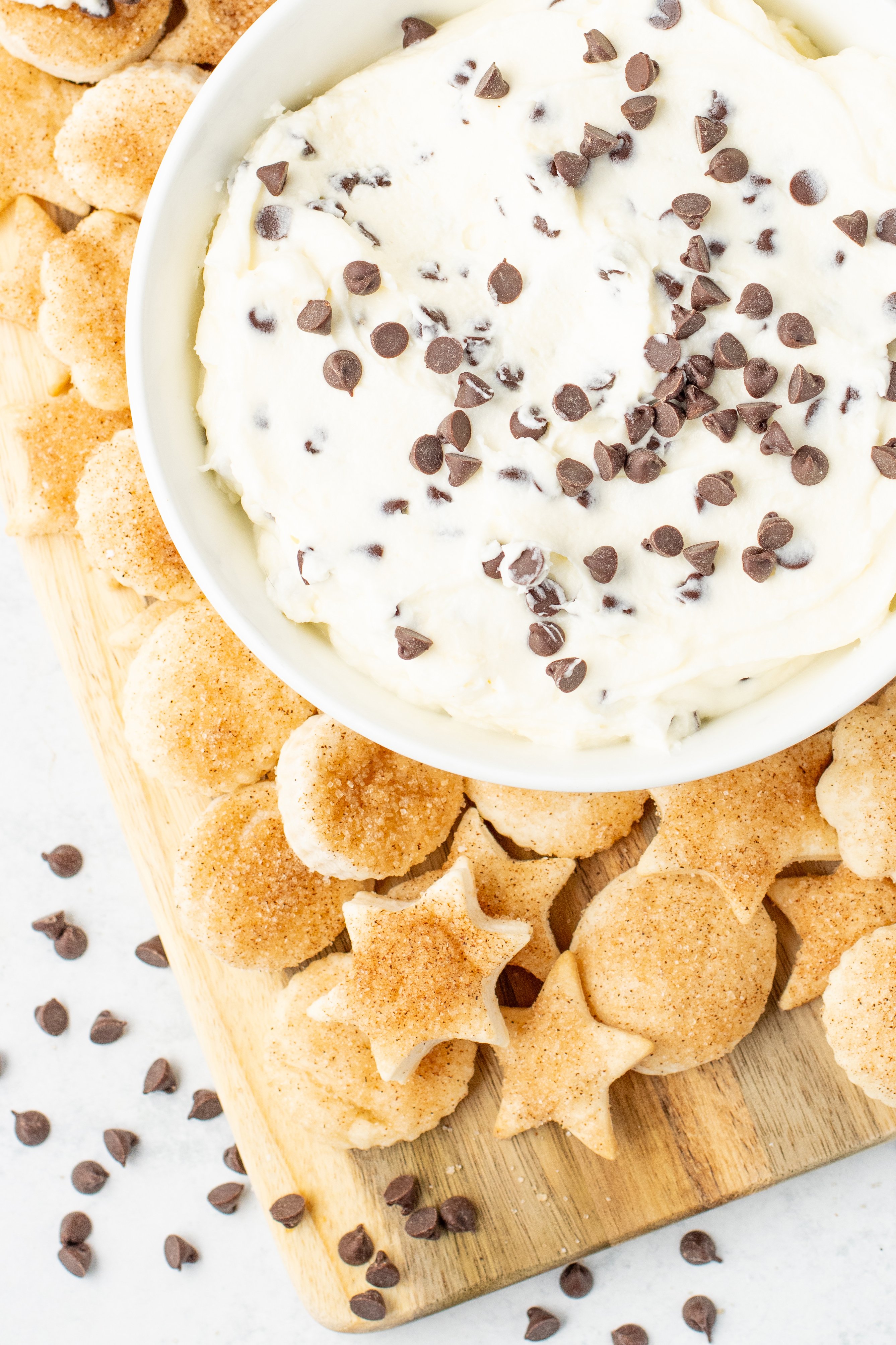 pie crust cookies with chocolate chip dip