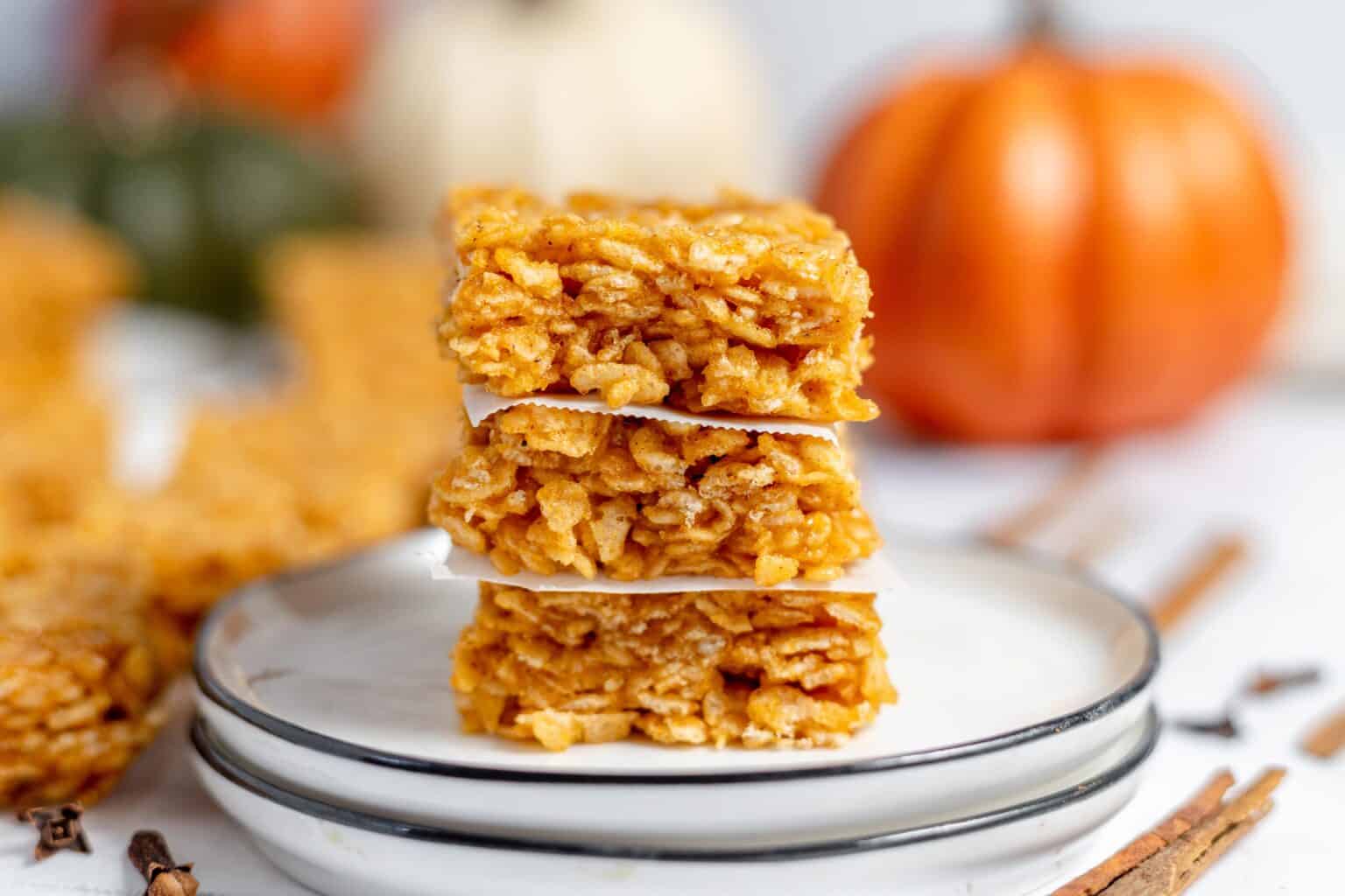 pumpkin rice krispie treats