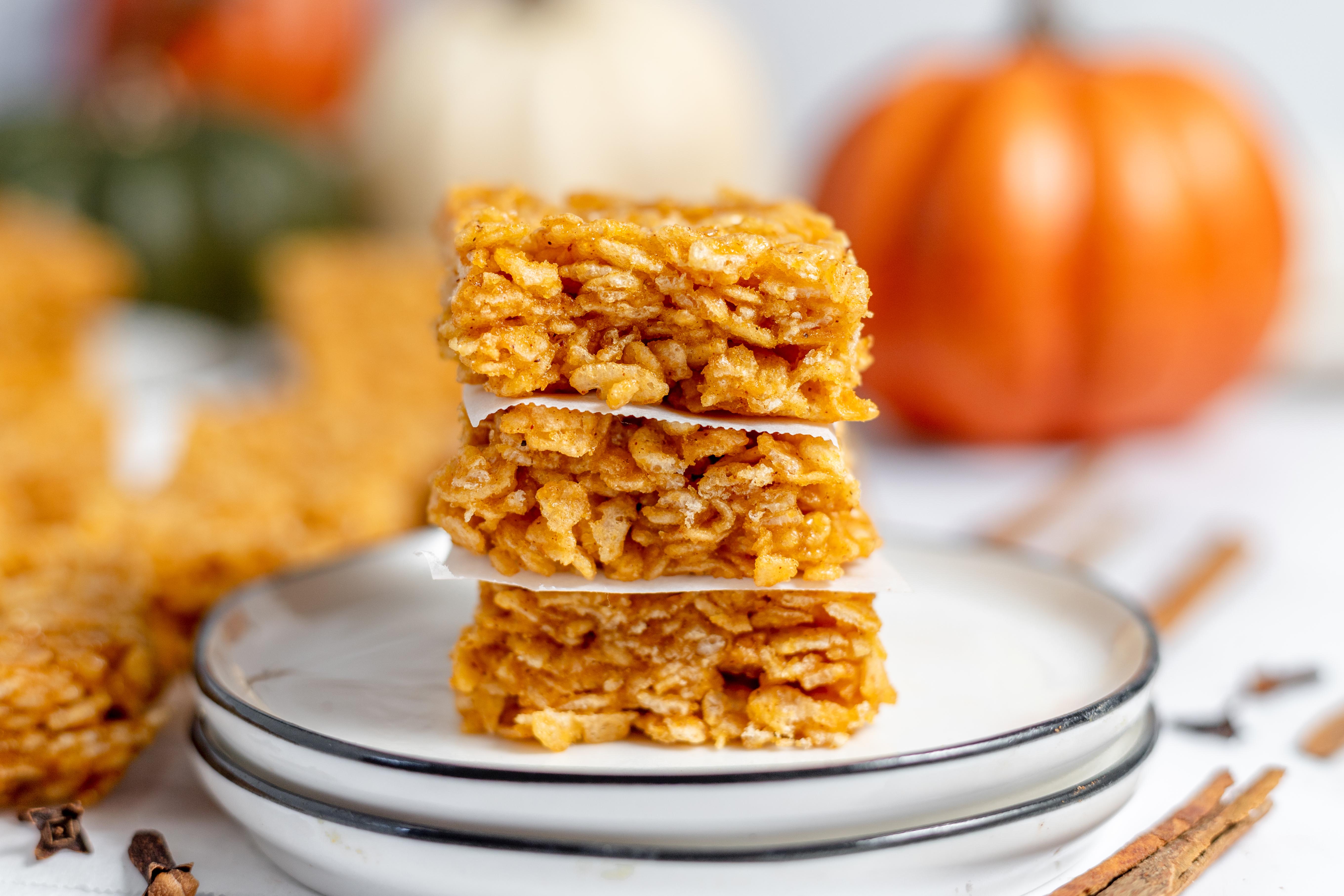 pumpkin rice krispie treats