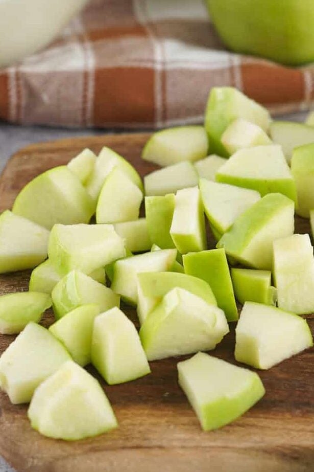 chopped green apples