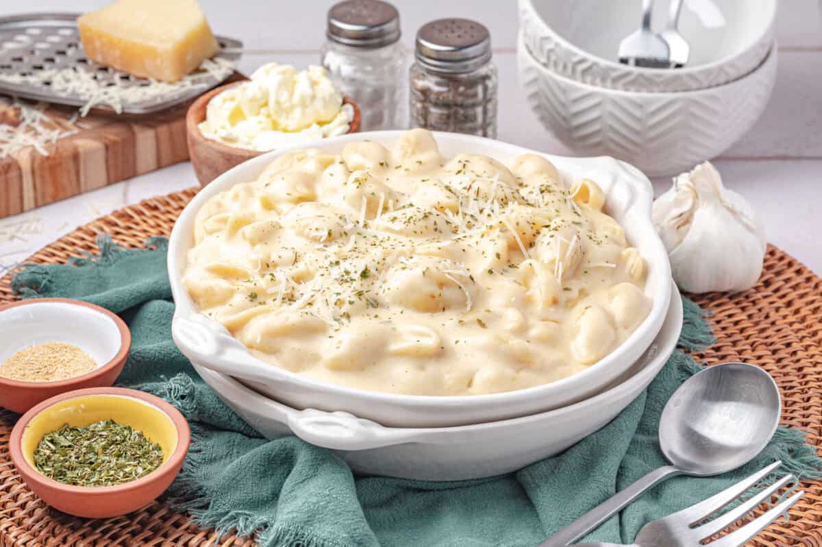 white mac and cheese